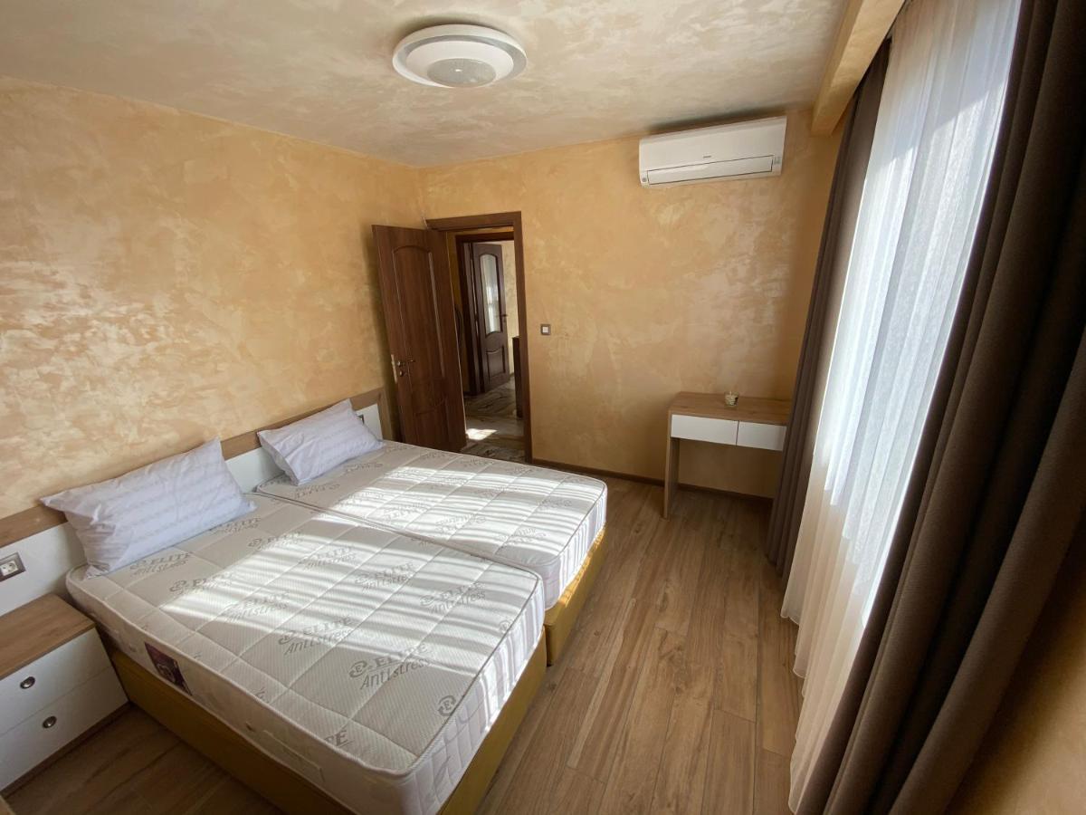 Coziness And Comfort In The Old Town Veliko Tŭrnovo Exterior foto