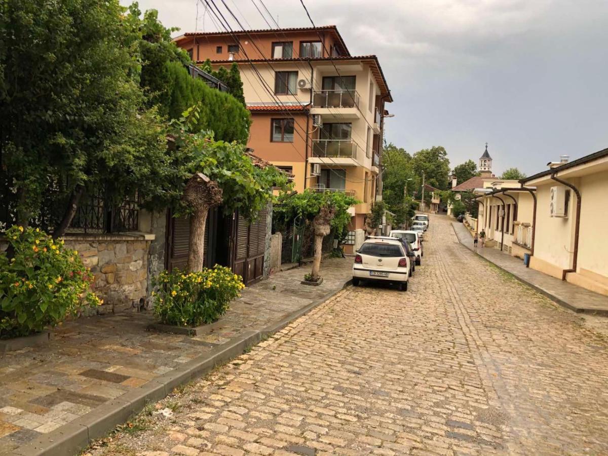 Coziness And Comfort In The Old Town Veliko Tŭrnovo Exterior foto